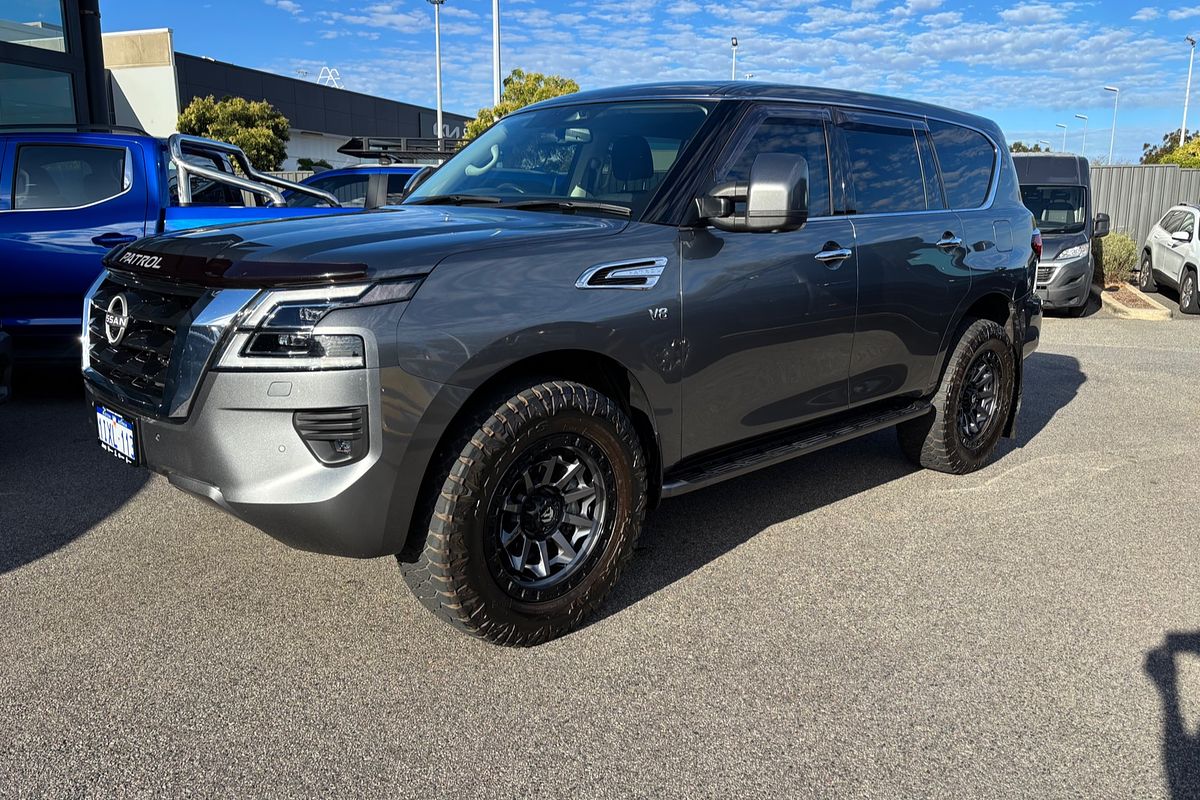 2023 Nissan Patrol Ti Y62