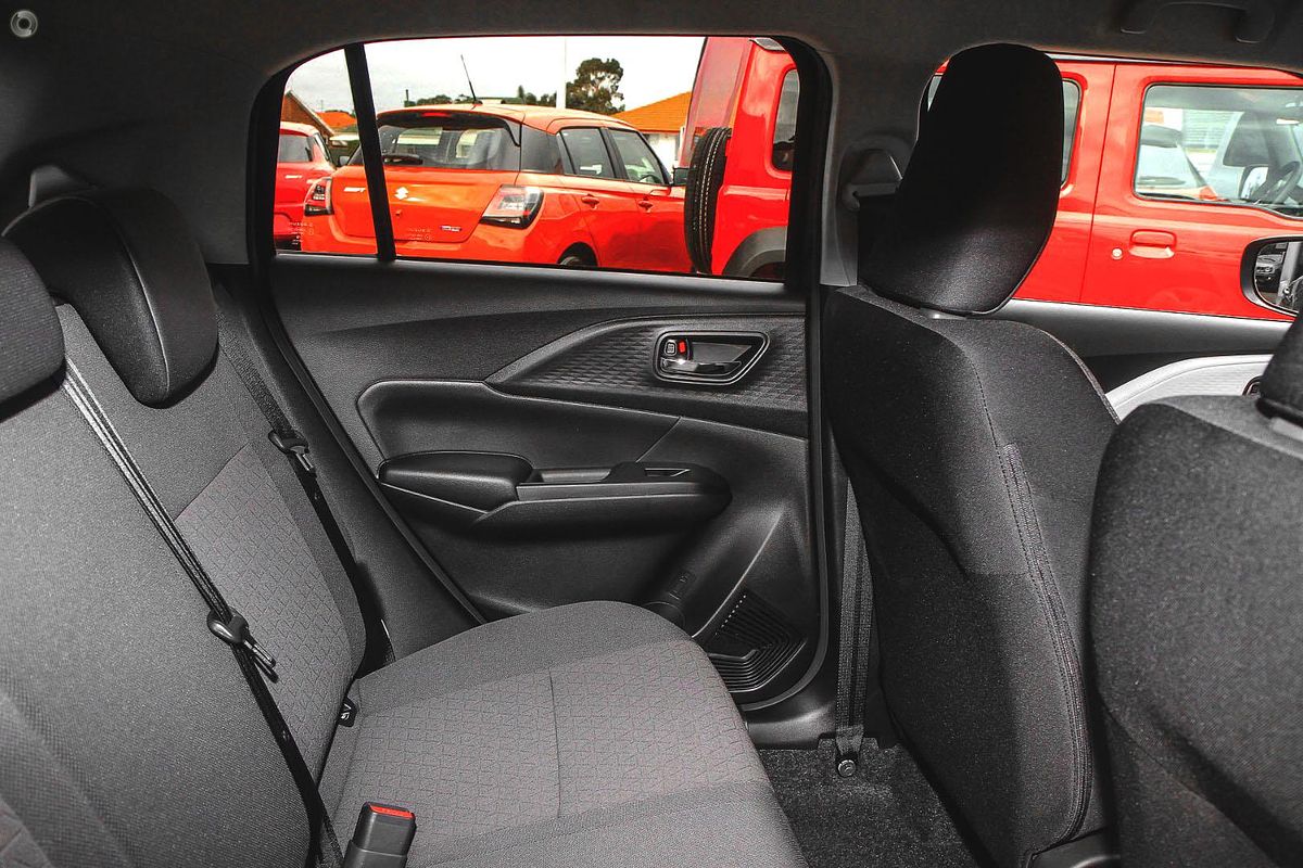 2026 Suzuki Swift Hybrid Plus UZ