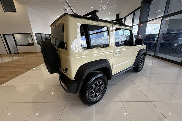 2024 Suzuki Jimny GLX GJ thumb-7