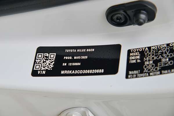2025 Toyota Hilux SR GUN126R 4X4 thumb-20
