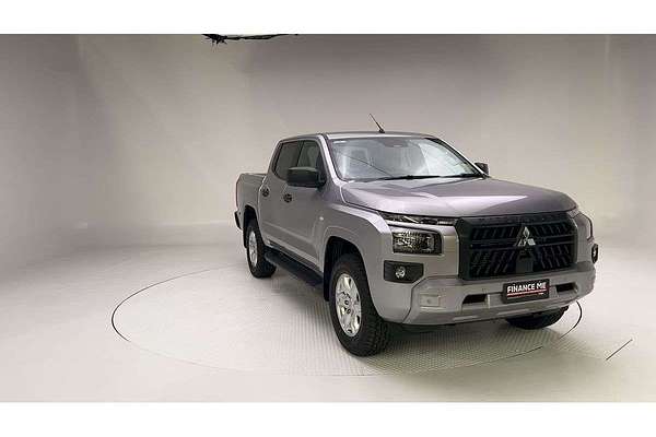 2025 Mitsubishi Triton GLX+ MV 4X4 thumb-4