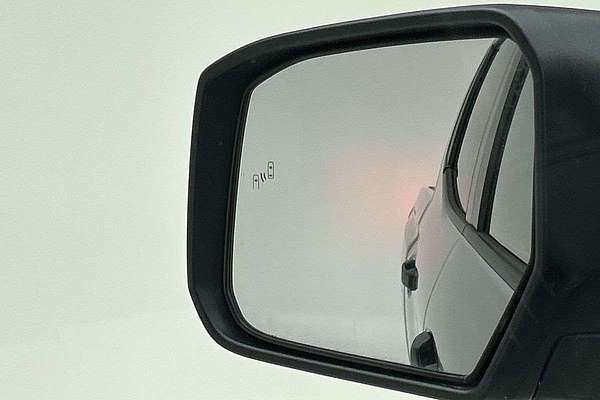2025 Mitsubishi Triton GLX+ MV 4X4 thumb-17