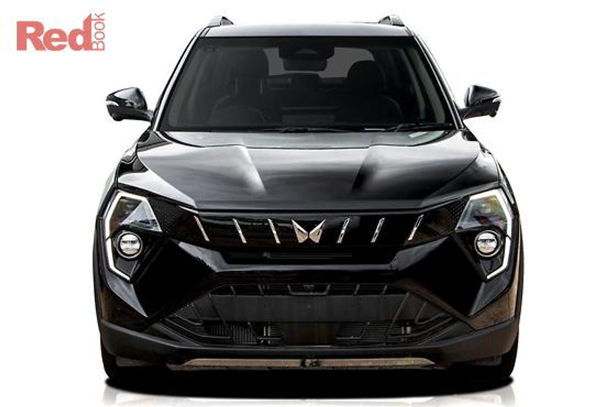2026 Mahindra XUV3XO AX7L