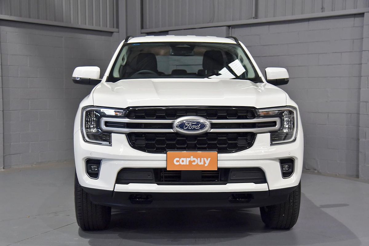 2025 Ford Everest Ambiente 2.0L