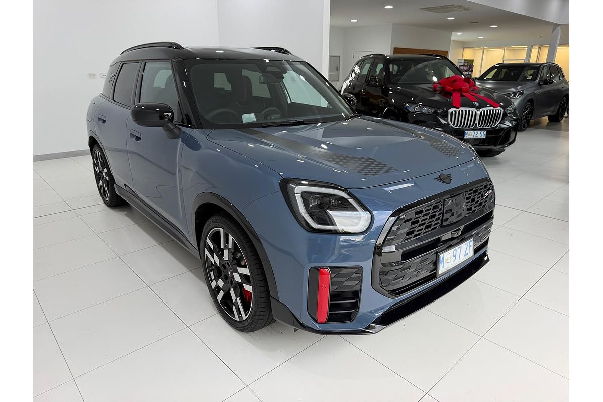 2025 MINI Countryman JCW Favoured U25