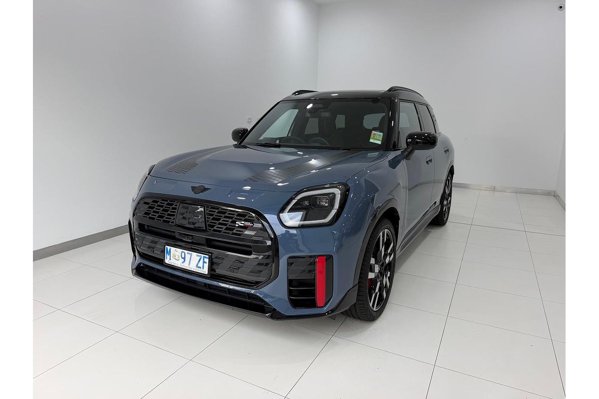 2025 MINI Countryman JCW Favoured U25