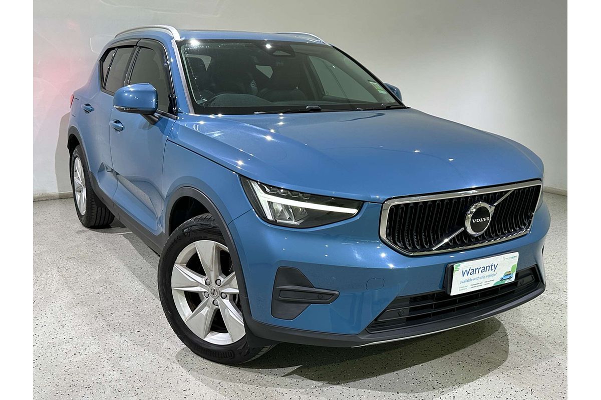 2022 Volvo XC40 Plus B4