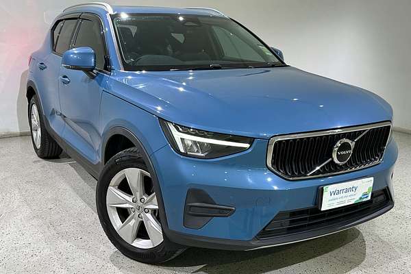 2022 Volvo XC40 Plus B4