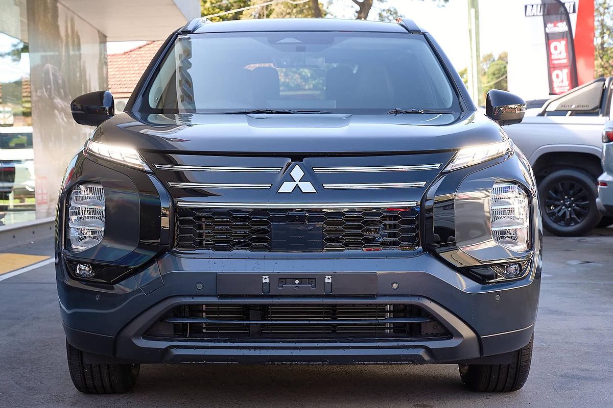 2026 Mitsubishi Outlander LS ZM