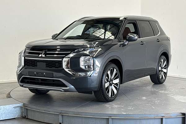 2025 Mitsubishi Outlander Exceed Tourer ZM