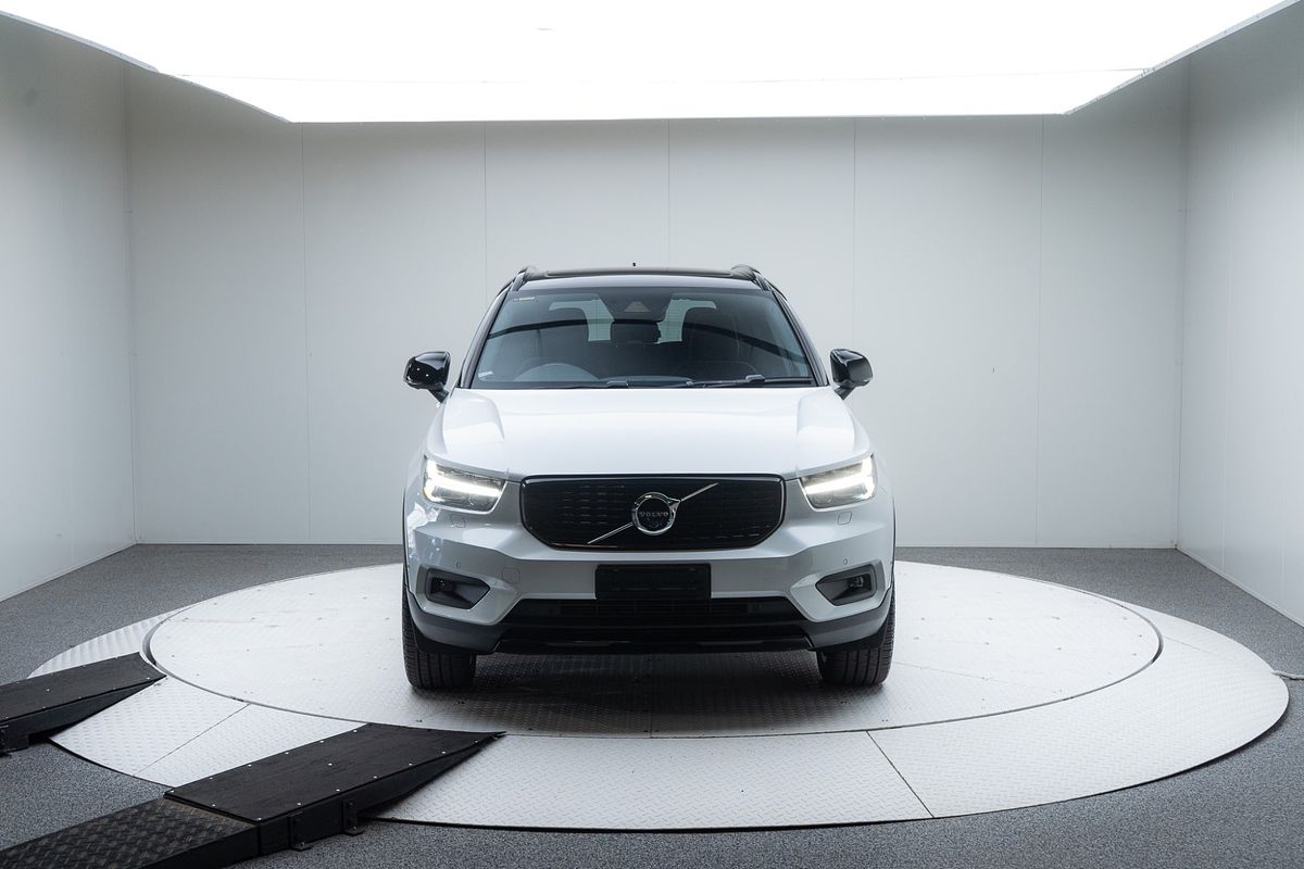 2018 Volvo XC40 T5 R-Design