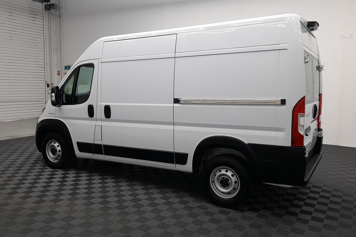 2021 Fiat Ducato Series 7 MWB Mid Roof