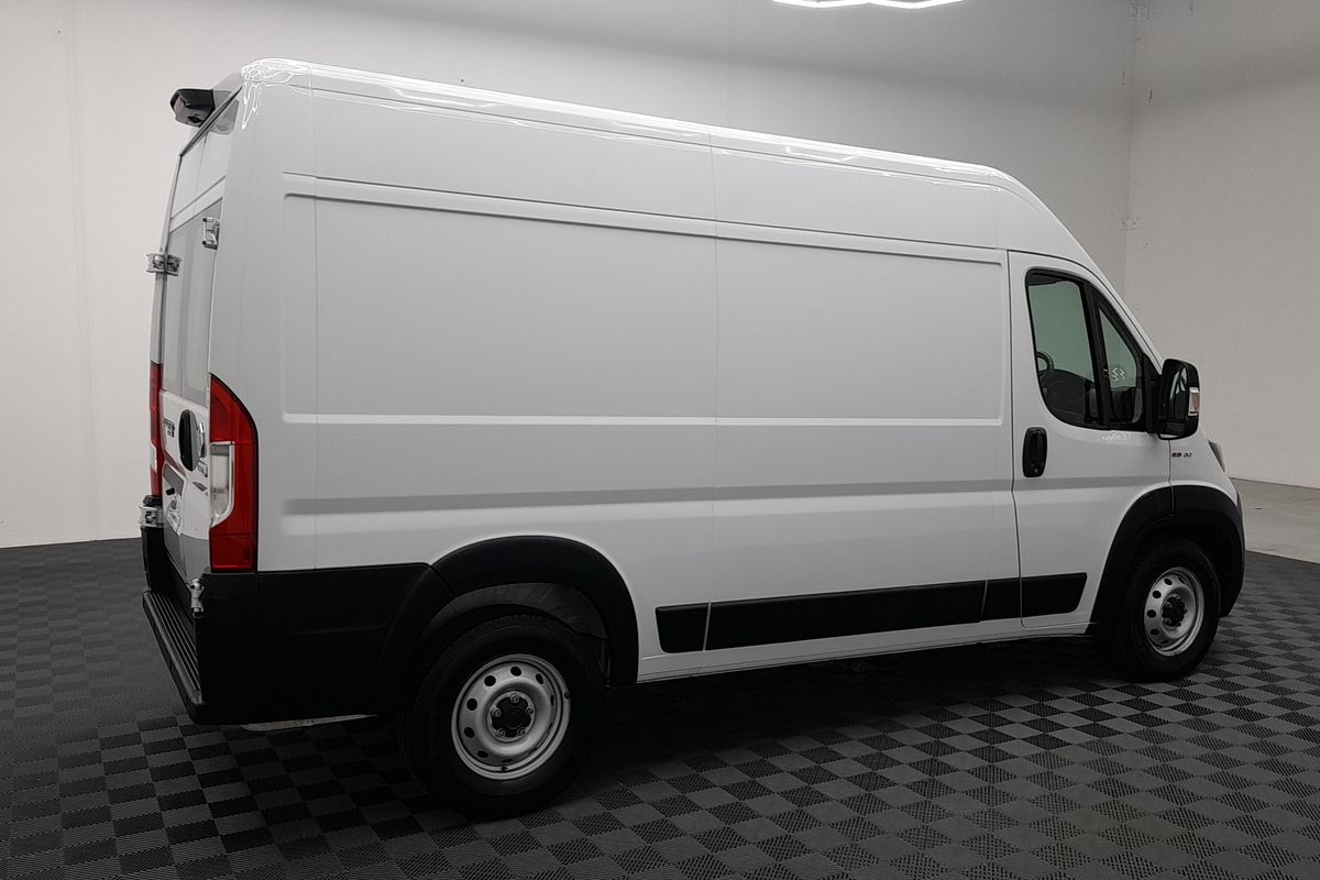 2021 Fiat Ducato Series 7 MWB Mid Roof