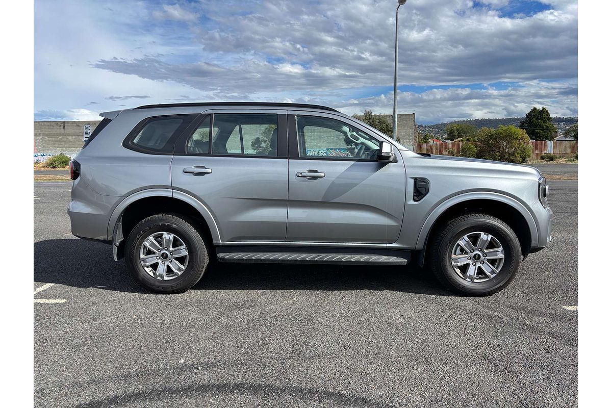 2025 Ford Everest Ambiente 2.0L