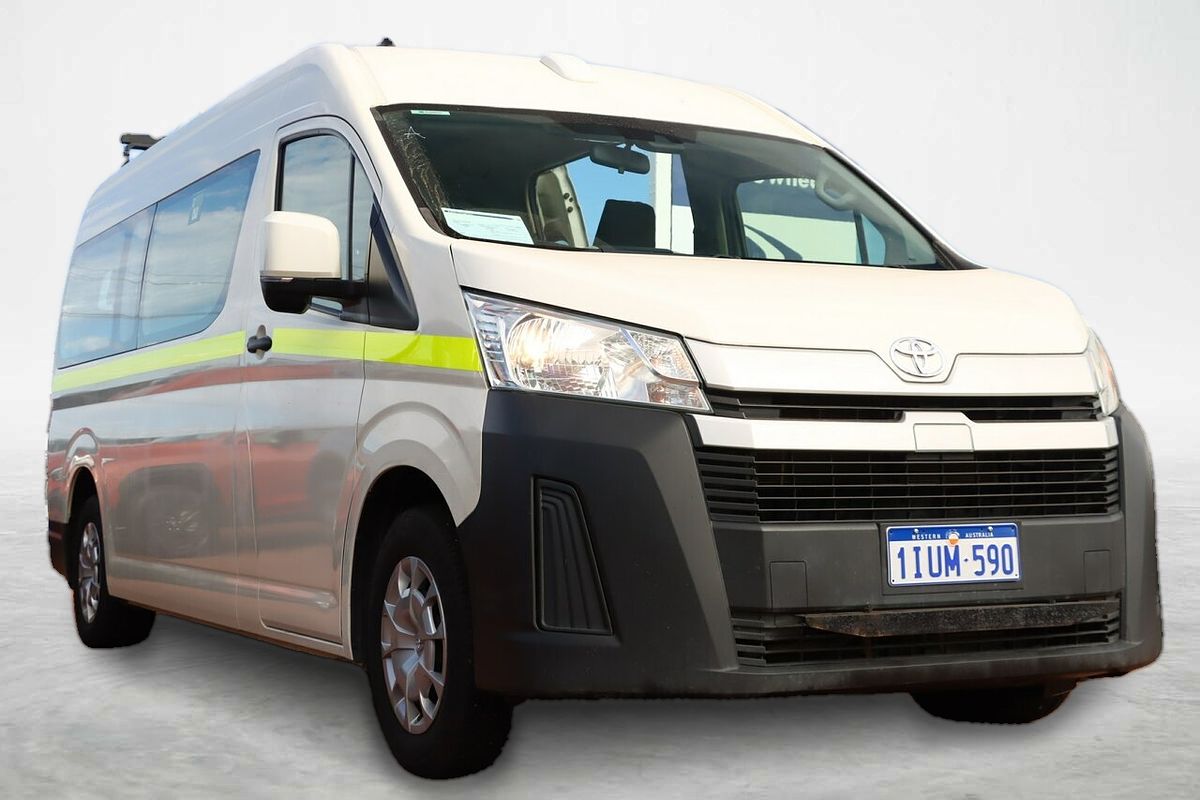 2022 Toyota Hiace Commuter GDH322R ELWB High Roof