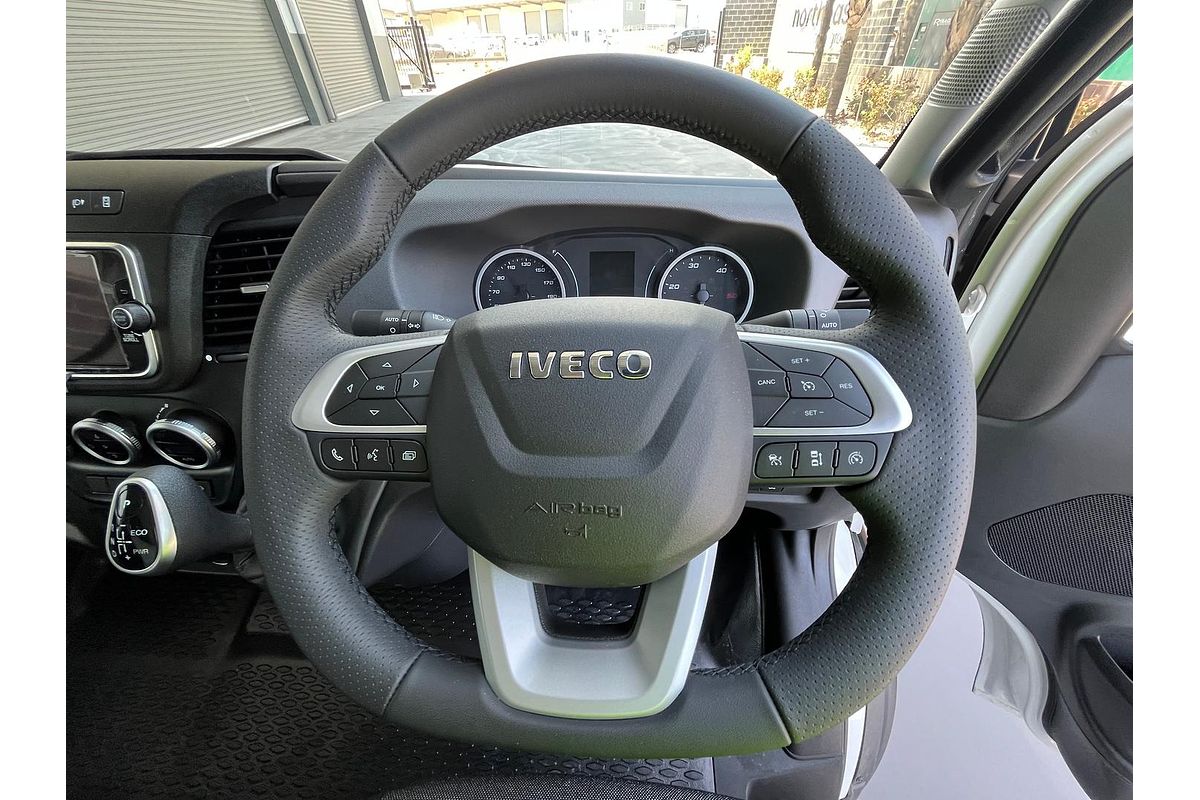 2025 IVECO Daily 70C21V image 23