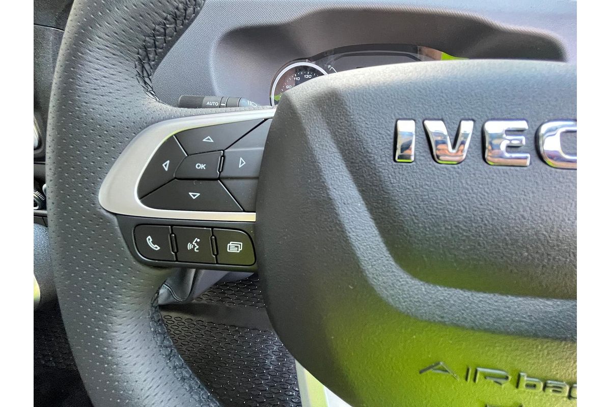 2025 IVECO Daily 70C21V image 24