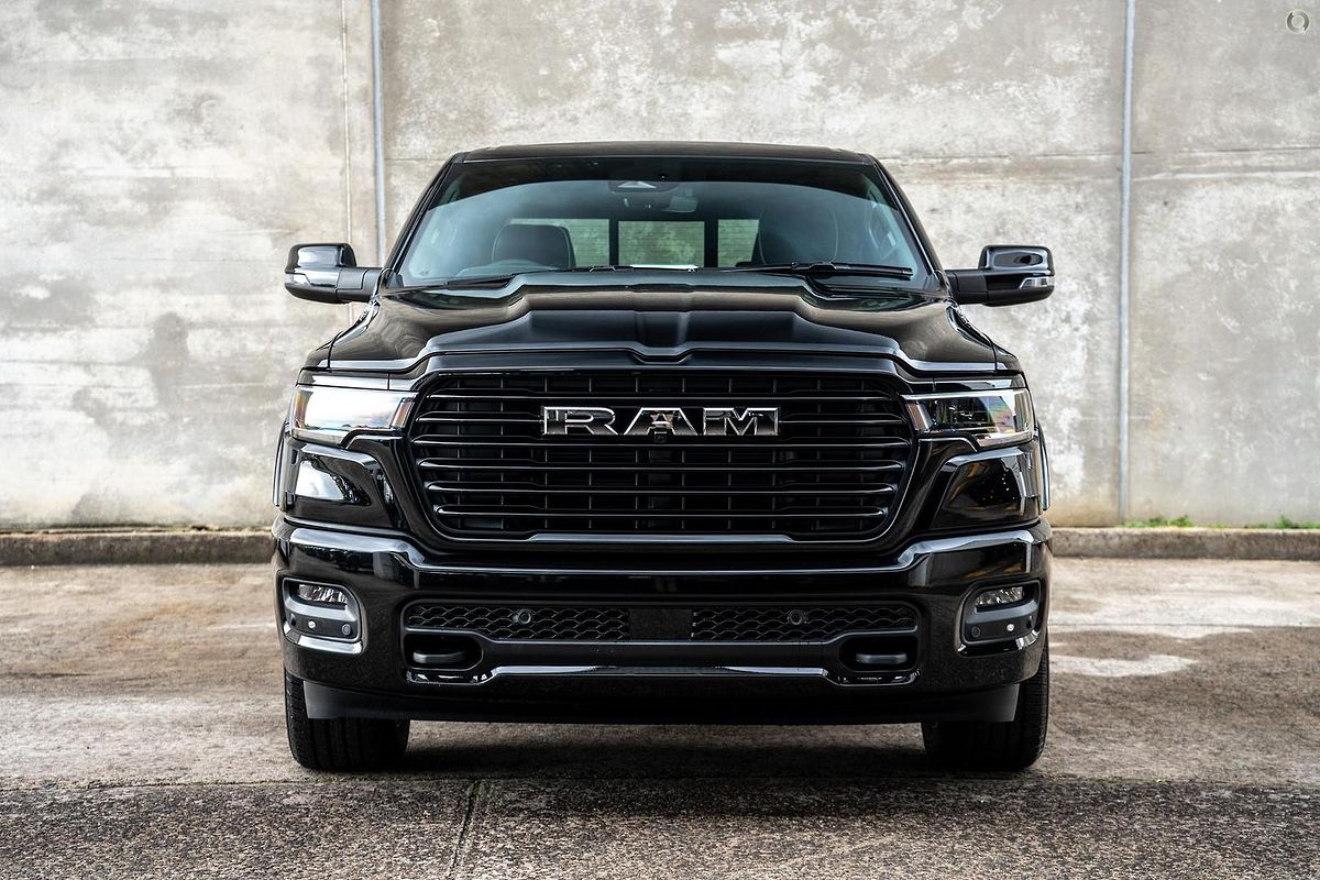 2025 RAM 1500 Laramie Sport Hurricane SO RamBox DT 4X4 SWB