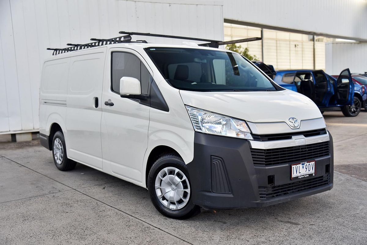 2022 Toyota Hiace GDH300R