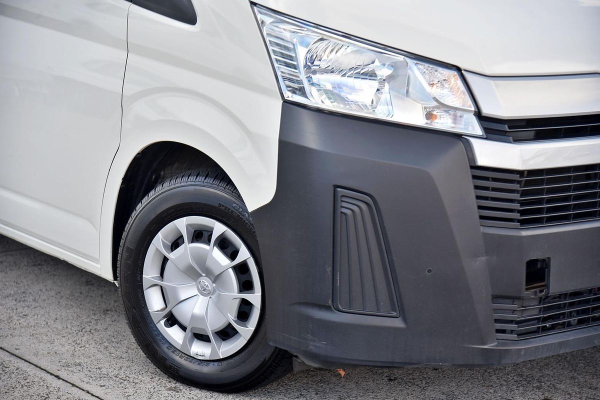 2022 Toyota Hiace GDH300R