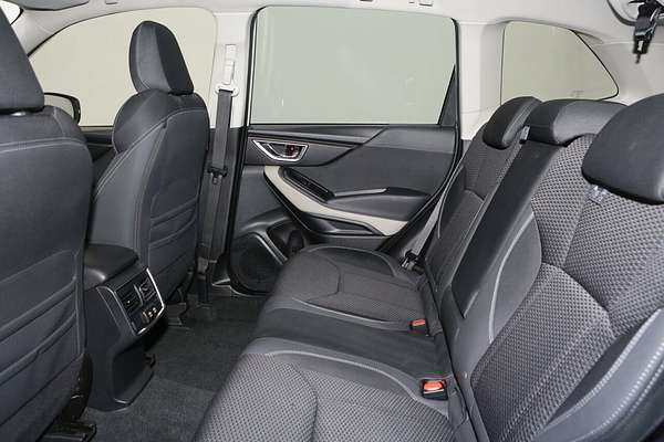 2022 Subaru Forester 2.5i Premium S5