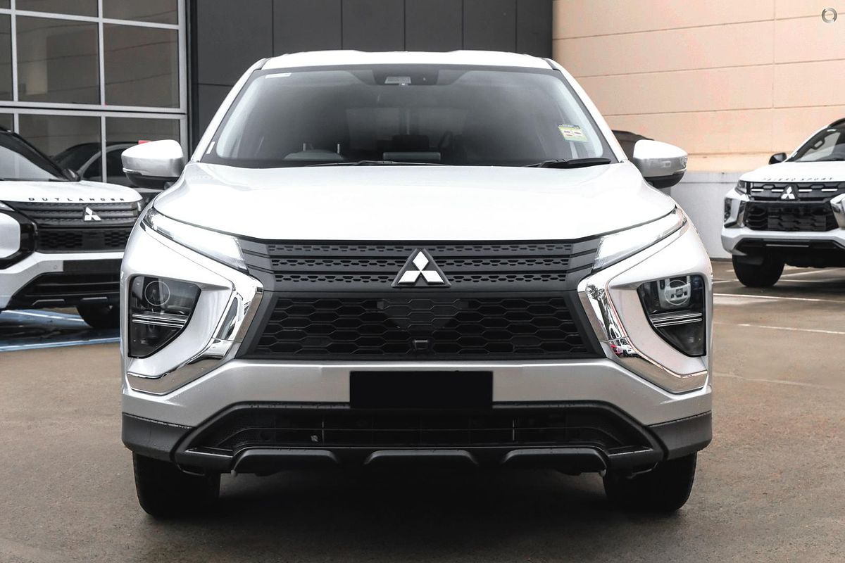 2024 Mitsubishi Outlander PHEV ES ZM