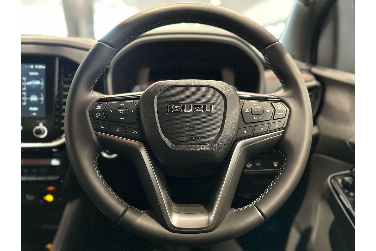 2026 Isuzu MU-X X-TERRAIN