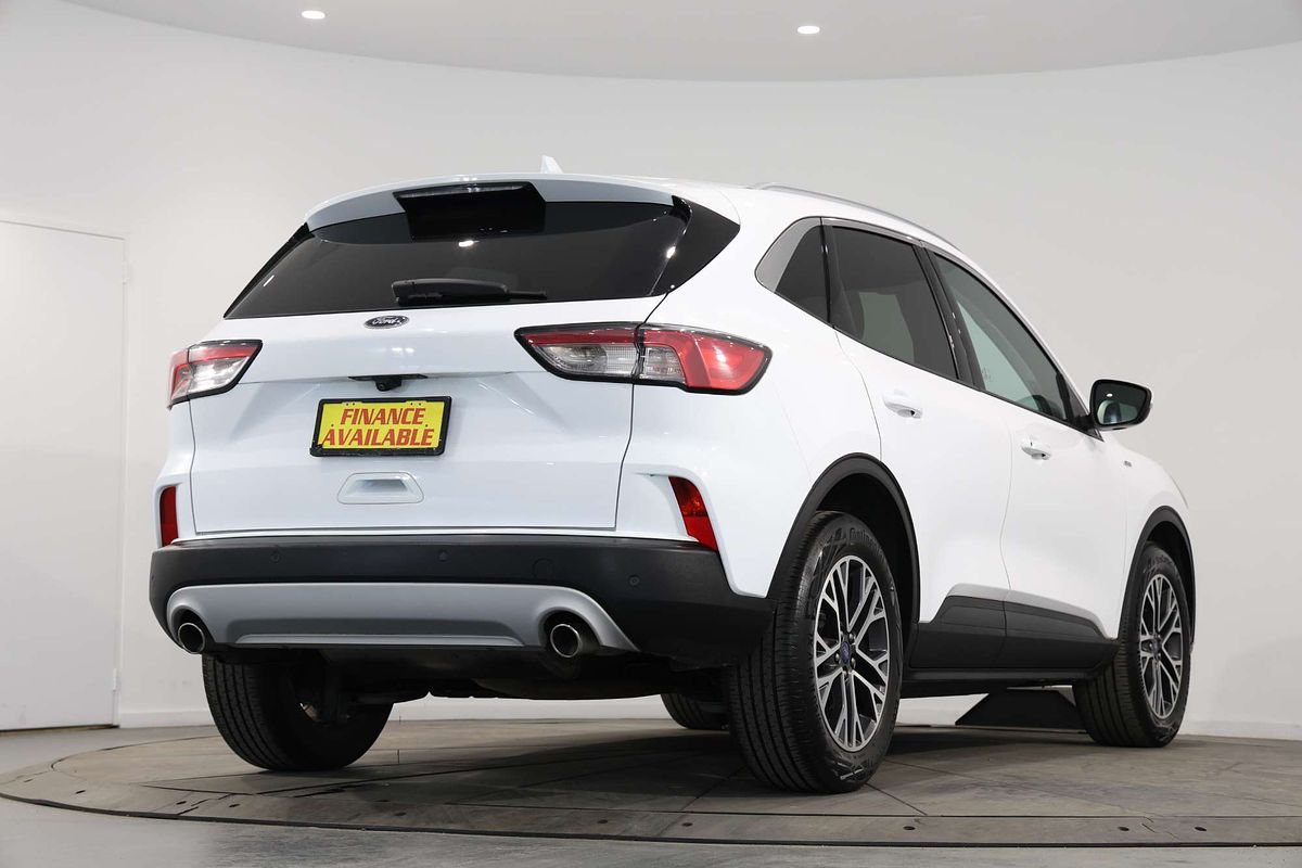 2021 Ford Escape ZH