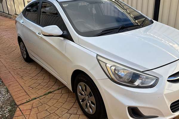 2015 Hyundai Accent Active RB3