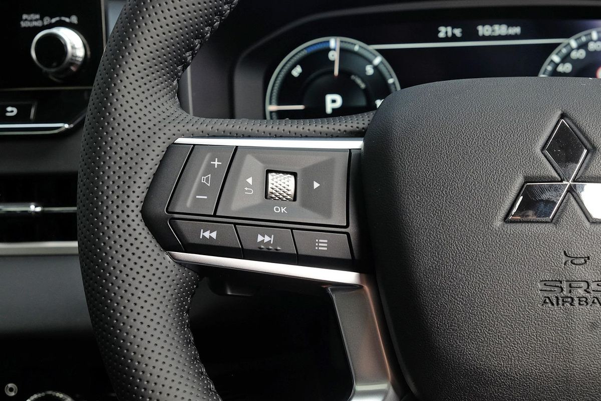 2025 Mitsubishi Outlander PHEV GSR ZM