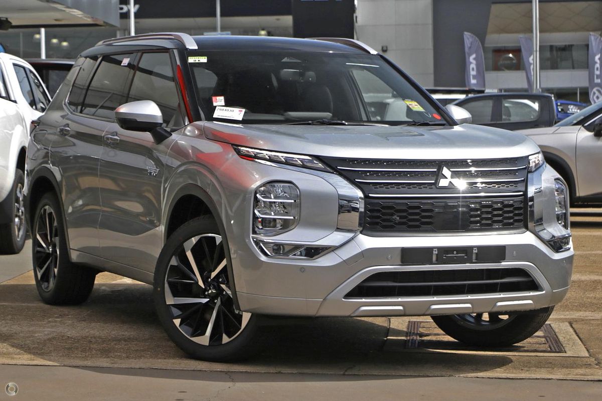 2025 Mitsubishi Outlander PHEV Exceed Tourer ZM