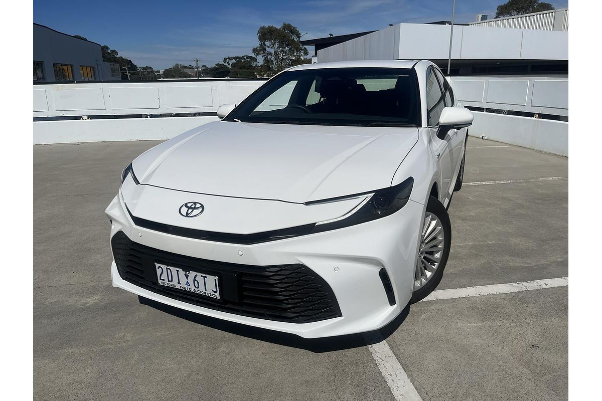 2025 Toyota Camry Ascent AXVH80R