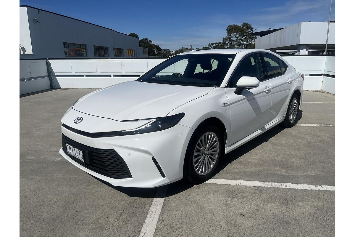 2025 Toyota Camry Ascent AXVH80R