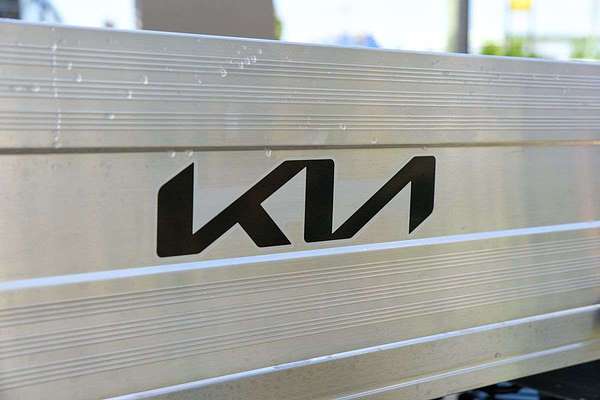 2025 Kia Tasman S TK Rear Wheel Drive thumb-17