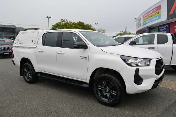 2025 Toyota Hilux SR GUN126R 4X4 thumb-4