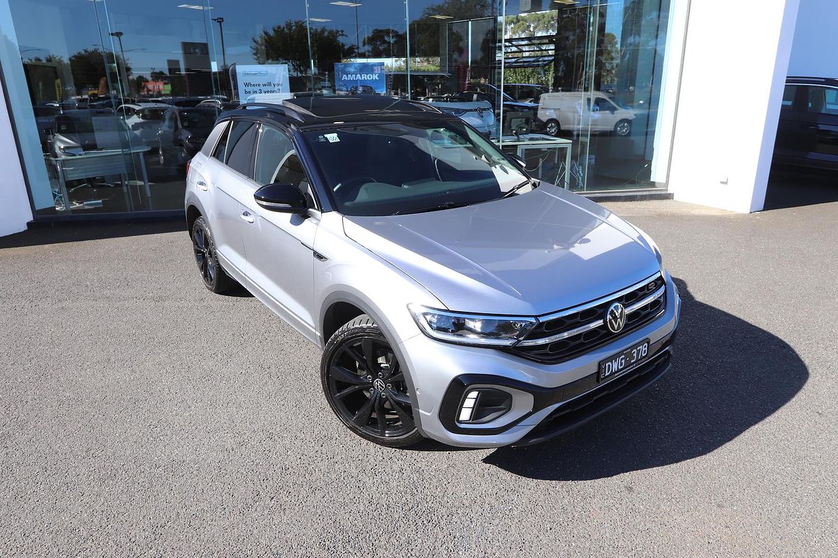 2025 Volkswagen T-Roc 140TSI R-Line D11