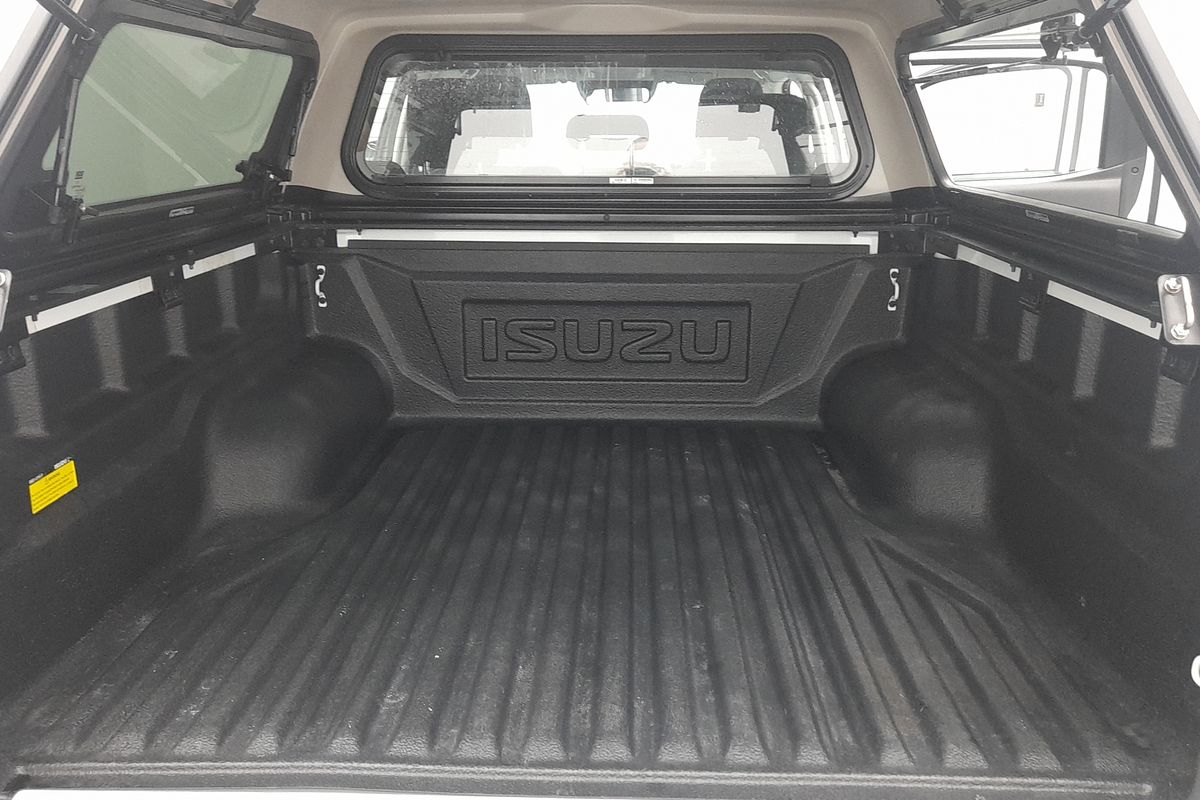 2021 Isuzu D-MAX SX High Ride Rear Wheel Drive