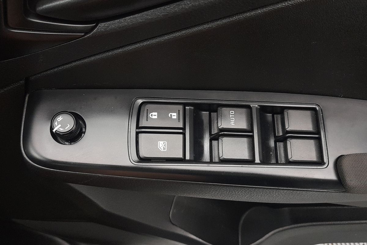 2021 Isuzu D-MAX SX High Ride Rear Wheel Drive