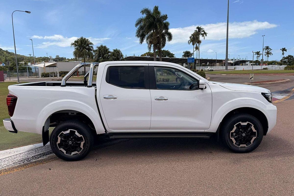 2025 Nissan Navara ST-X D23 4X4