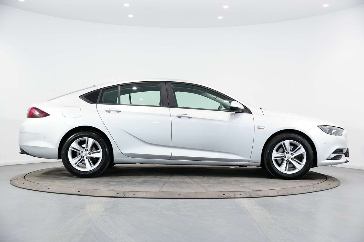 2020 Holden Commodore LT ZB