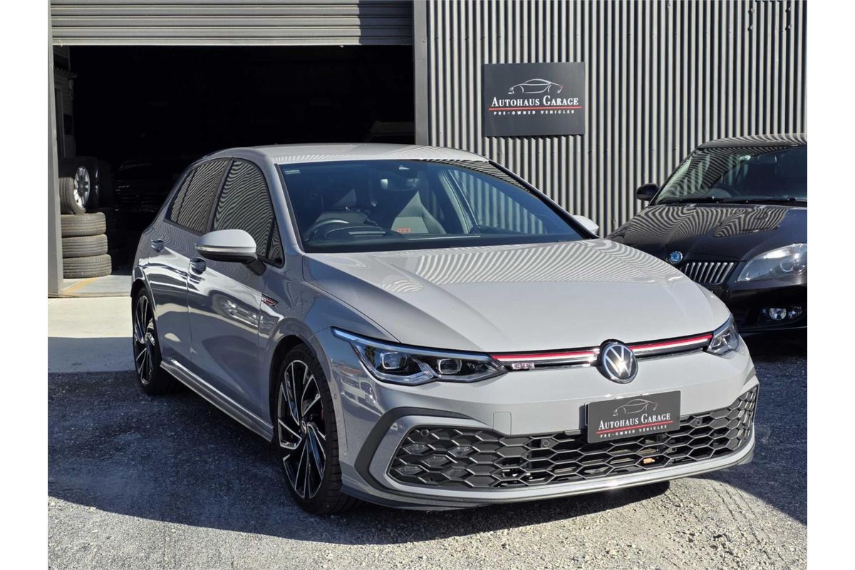 2022 Volkswagen Golf GTI 8
