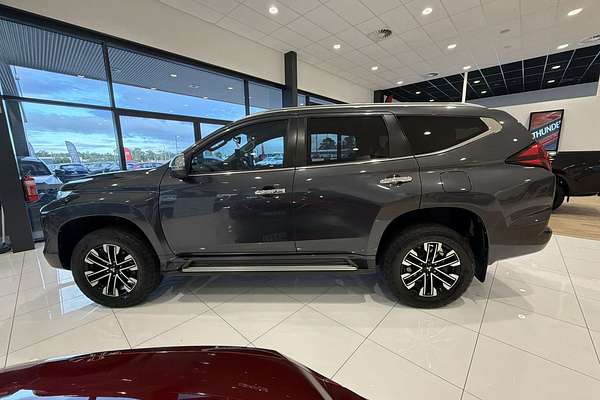 2021 Mitsubishi Pajero Sport Exceed QF thumb-4