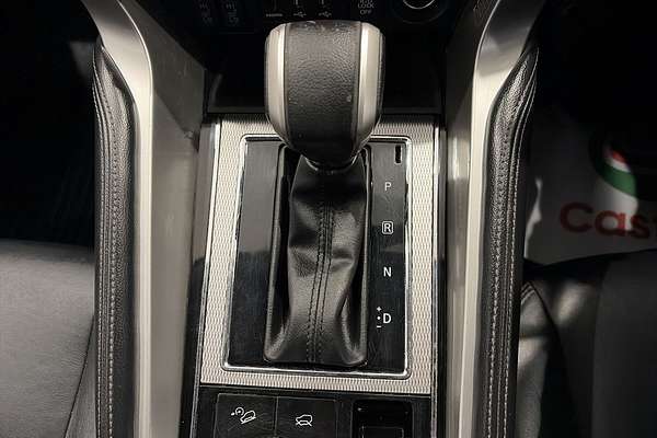 2021 Mitsubishi Pajero Sport Exceed QF thumb-24