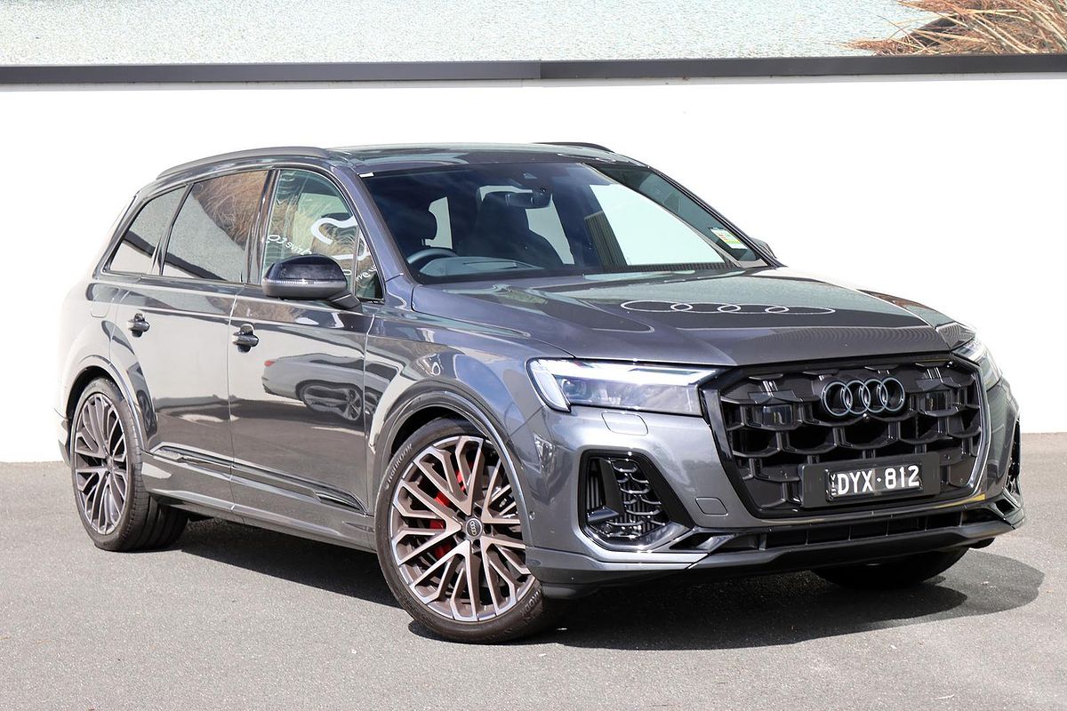 2026 Audi SQ7 TFSI 4M