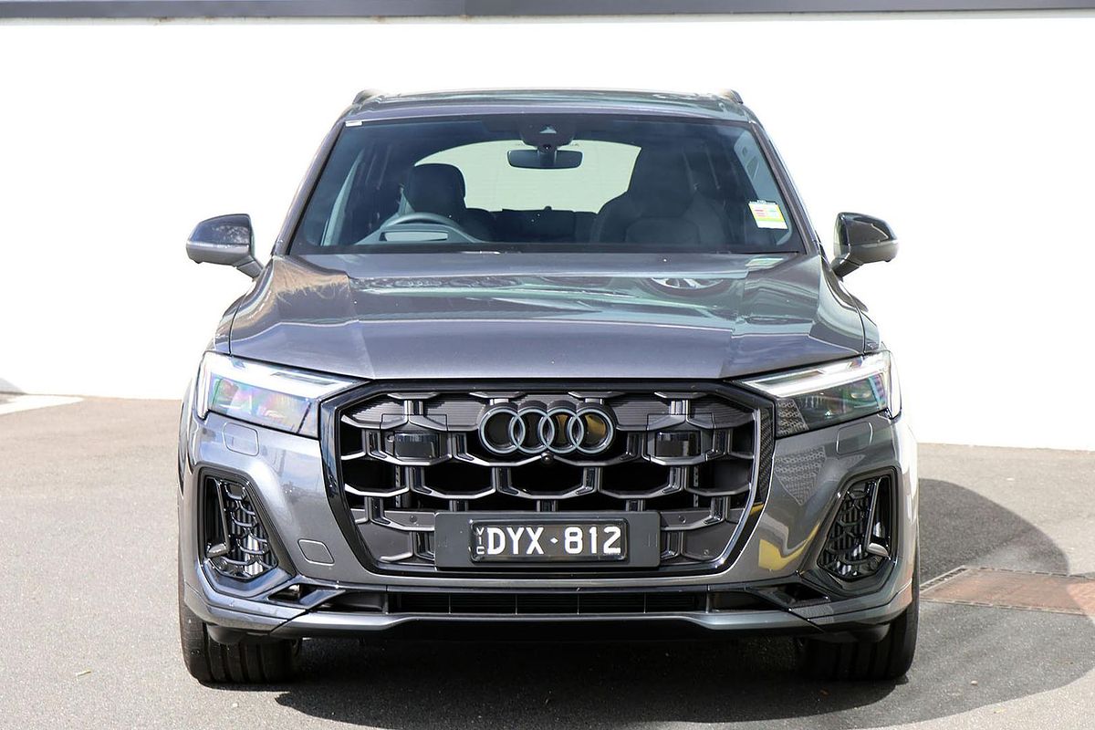 2026 Audi SQ7 TFSI 4M