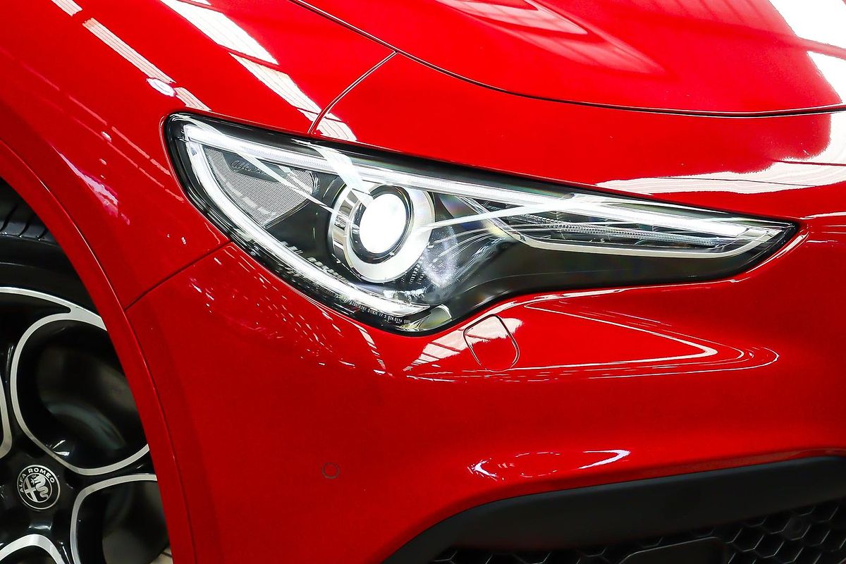 2022 Alfa Romeo Stelvio Veloce Series 3