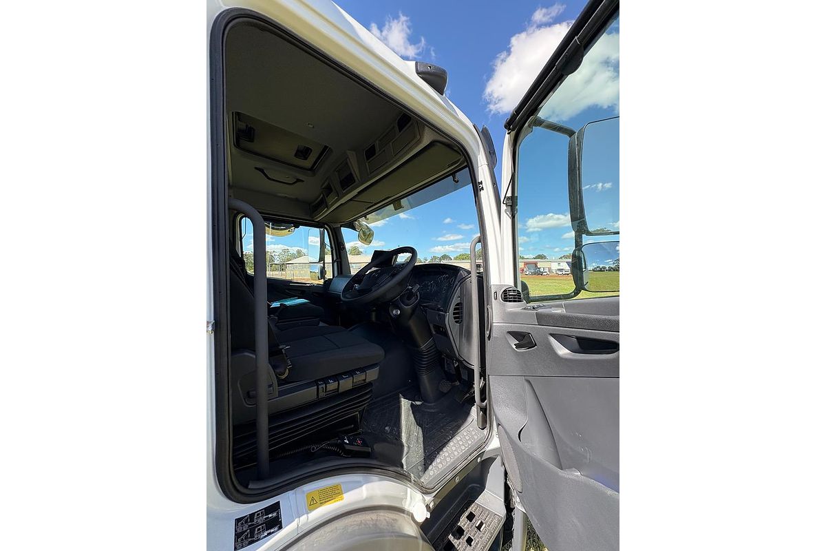 2026 Mercedes-Benz Atego 1427 image 14
