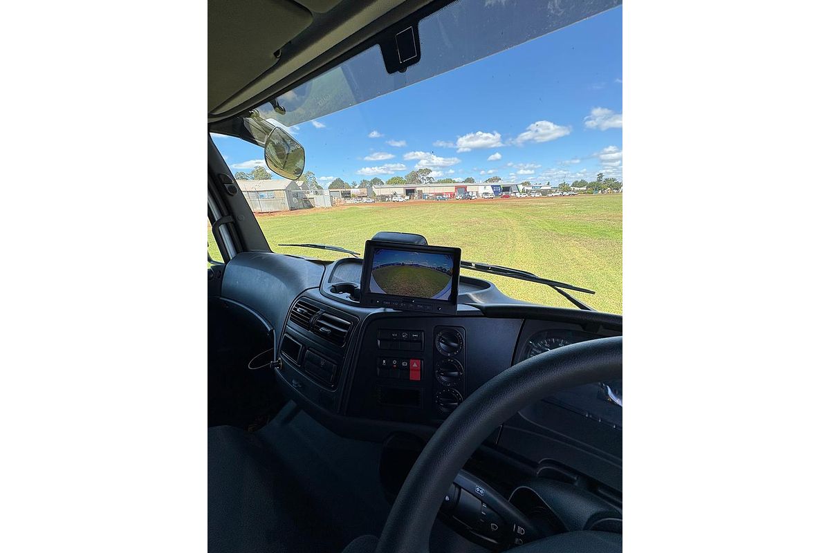 2026 Mercedes-Benz Atego 1427 image 18
