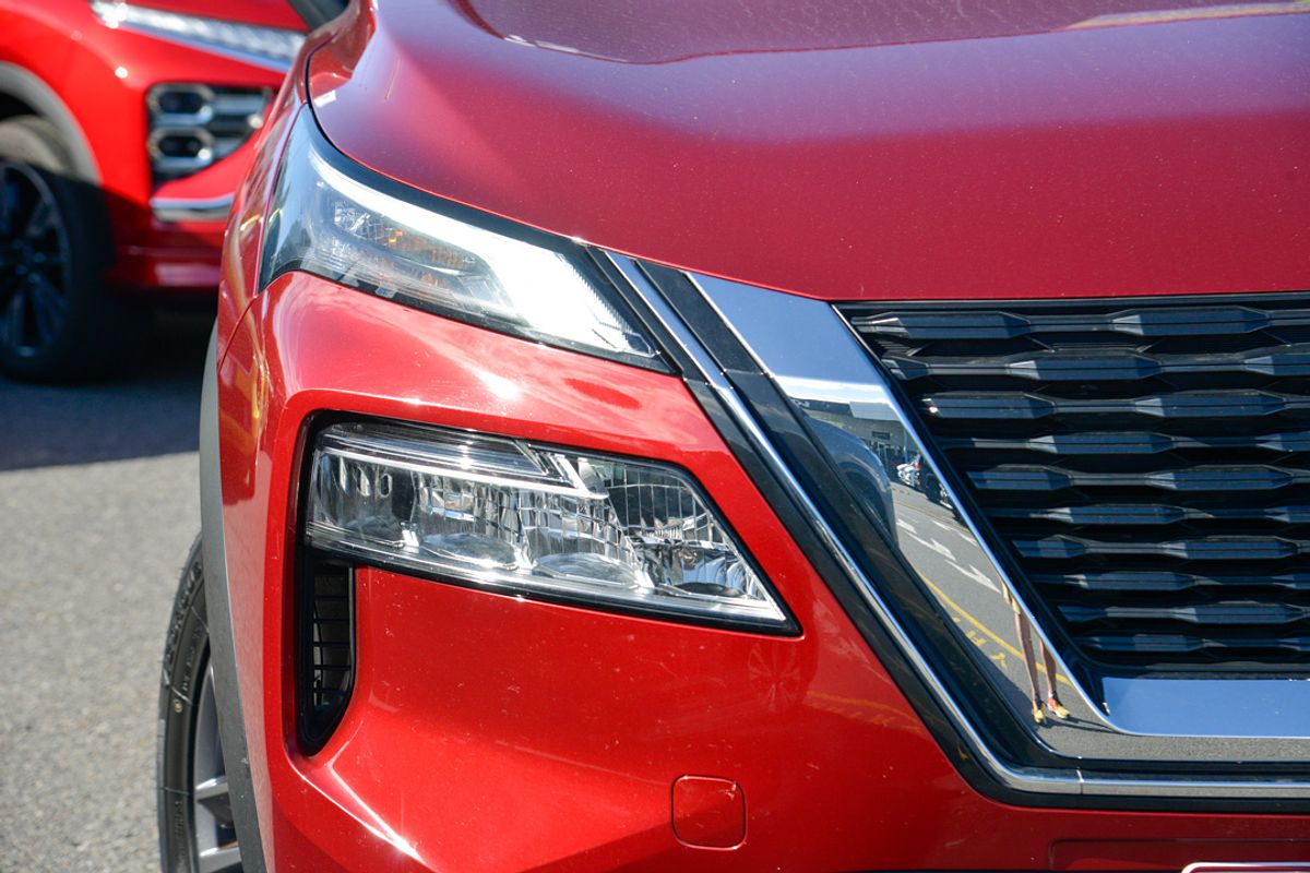 2024 Nissan X-TRAIL ST T33