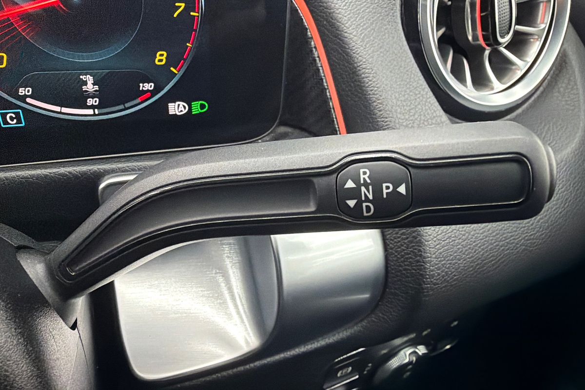2021 Mercedes-Benz GLB-Class GLB250 X247